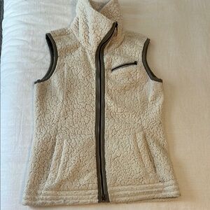 Royal Robbins Cream Sherpa Vest with Gray Trim